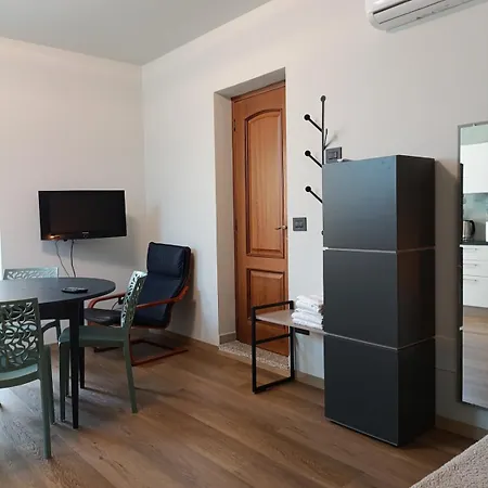 Elma Tilly Apartment *